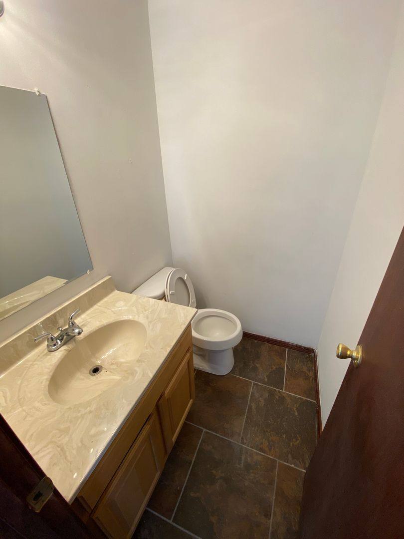 Apartment for rent at 121 E Rodney, Cape Girardeau, MO 63701