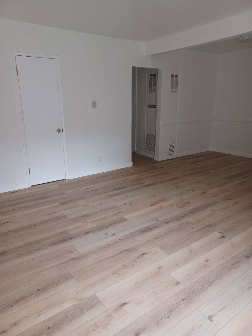 Apartment for rent at 1155 Hacienda Place, West Hollywood, CA 90069