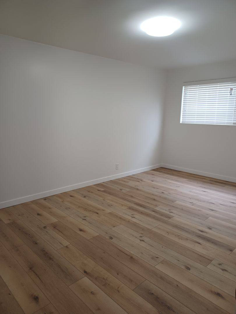 Apartment for rent at 1155 Hacienda Place, West Hollywood, CA 90069