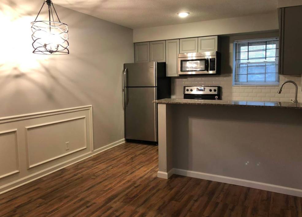 Apartment for rent at 4410 Jarboe St #11, Kansas City, MO 64111