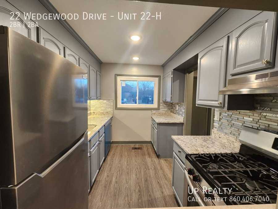 Apartment for rent at 22 Wedgewood Dr #22-H, Bloomfield, CT 06002