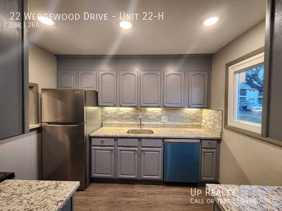 Apartment for rent at 22 Wedgewood Dr #22-H, Bloomfield, CT 06002