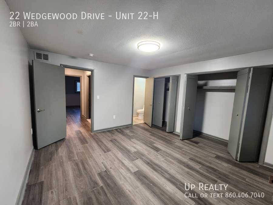 Apartment for rent at 22 Wedgewood Dr #22-H, Bloomfield, CT 06002