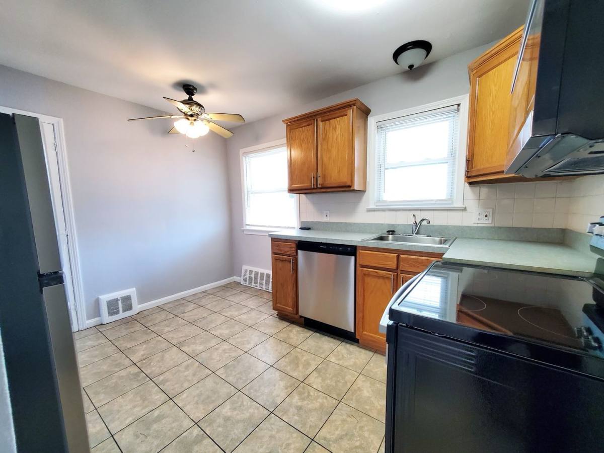 House for rent at 18512 Lewis Dr, Maple Heights, OH 44137