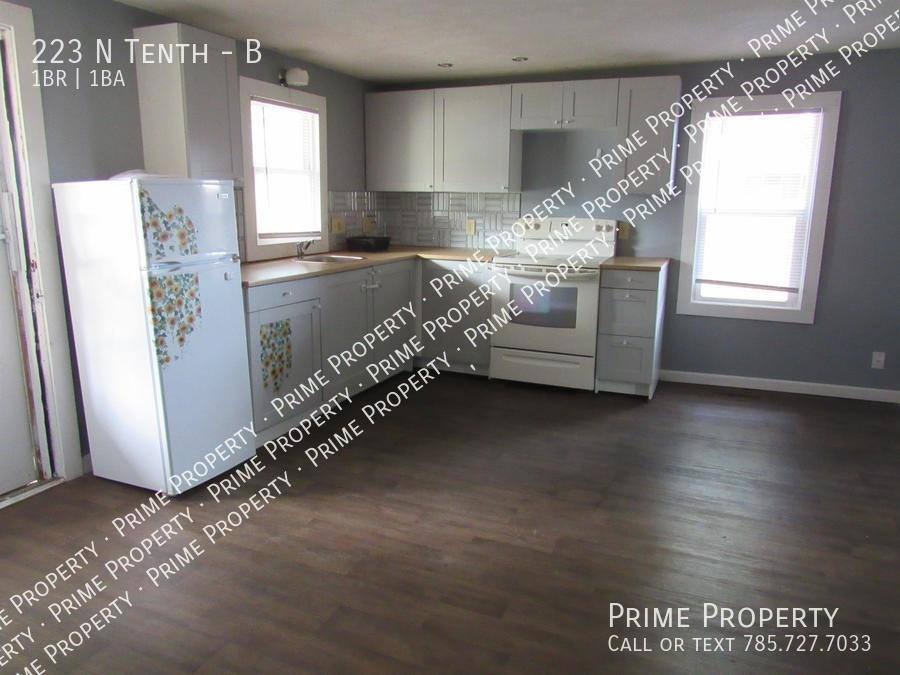223 N Tenth #B, Salina, KS 67401 - Apartment for Rent - Image 2