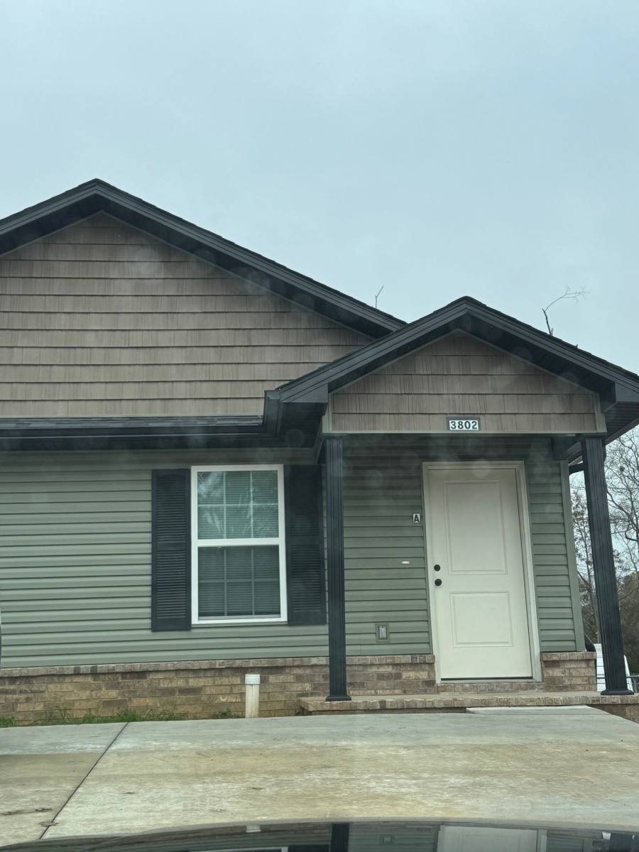 Apartment for rent at 3802 Hollis Dr, Van Buren, AR 72956