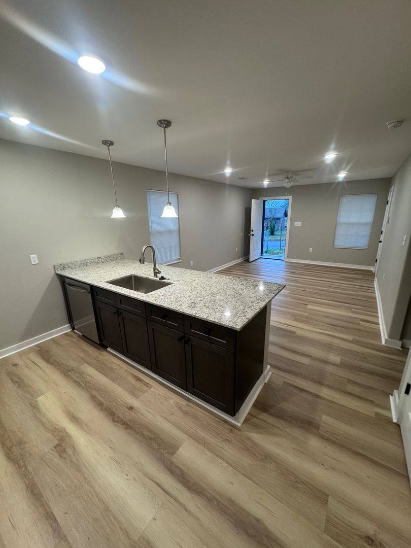 Apartment for rent at 3802 Hollis Dr, Van Buren, AR 72956