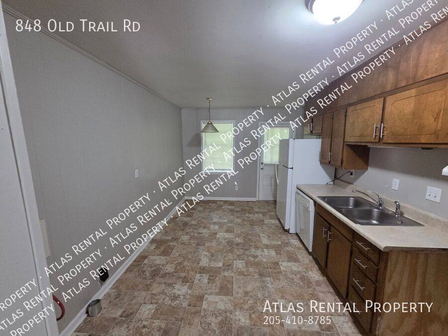 House for rent at 848 Old Trail Rd, Birmingham, AL 35215