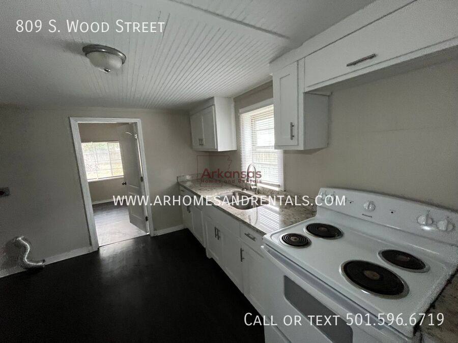 House for rent at 809 S Wood St, Stuttgart, AR 72160