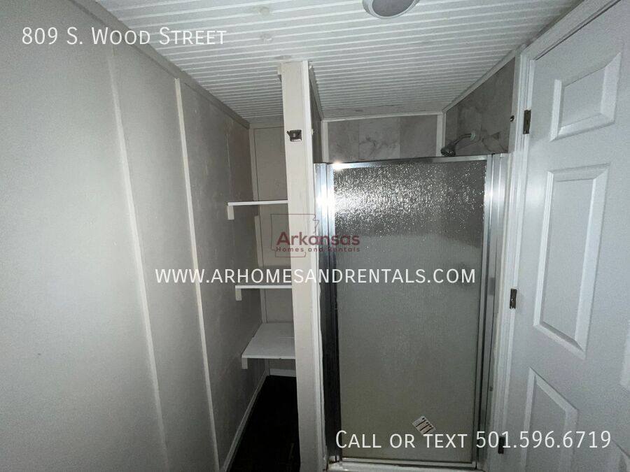 House for rent at 809 S Wood St, Stuttgart, AR 72160