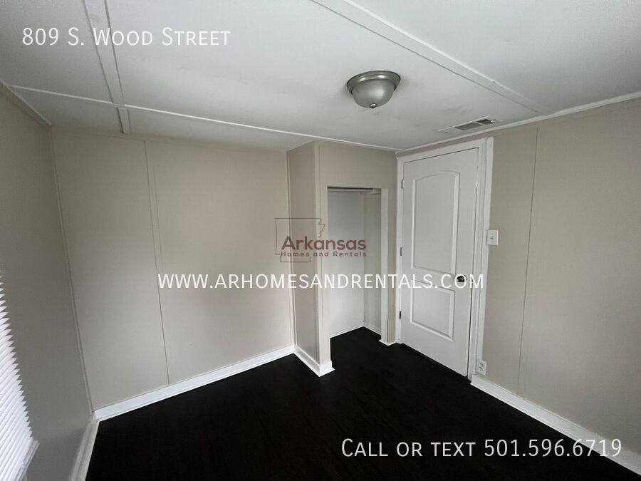 House for rent at 809 S Wood St, Stuttgart, AR 72160