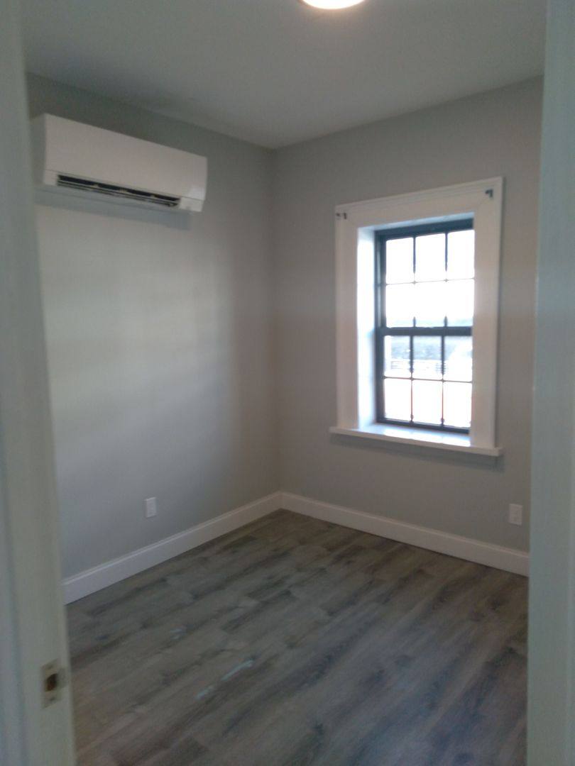 Apartment for rent at 140 Hamilton St, Albany, NY 12207
