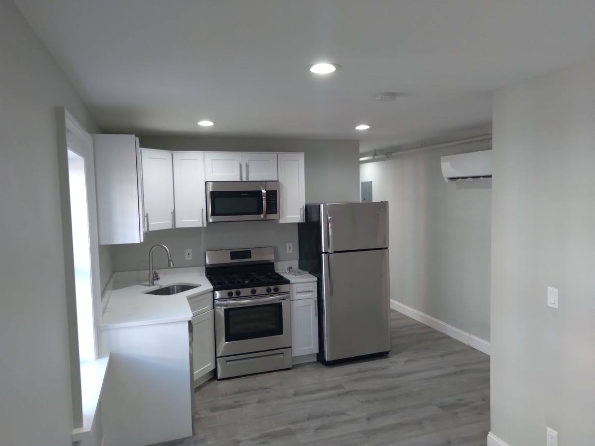 Apartment for rent at 140 Hamilton St, Albany, NY 12207