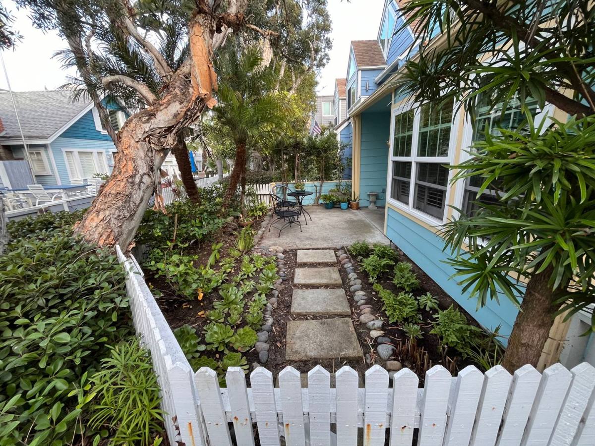 Condo for rent at 807 Nantasket Court, San Diego, CA 92109