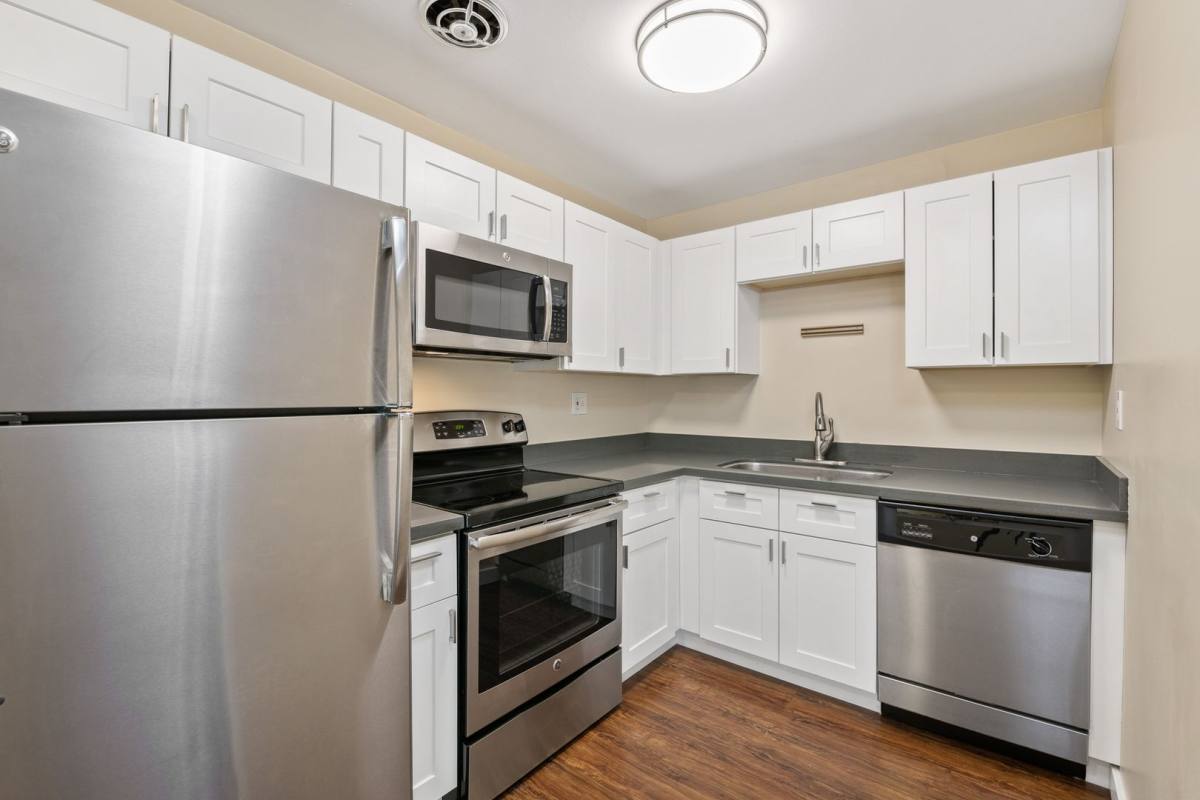 Apartment for rent at 1000 E Aloha St, Seattle, WA 98102