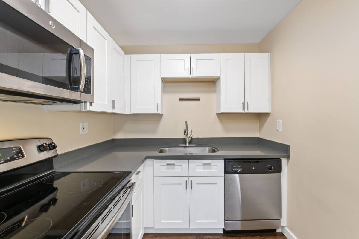 Apartment for rent at 1000 E Aloha St, Seattle, WA 98102