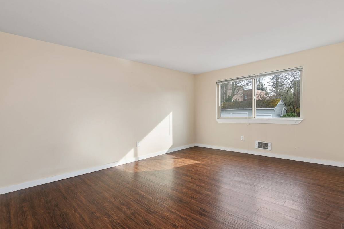 Apartment for rent at 1000 E Aloha St, Seattle, WA 98102