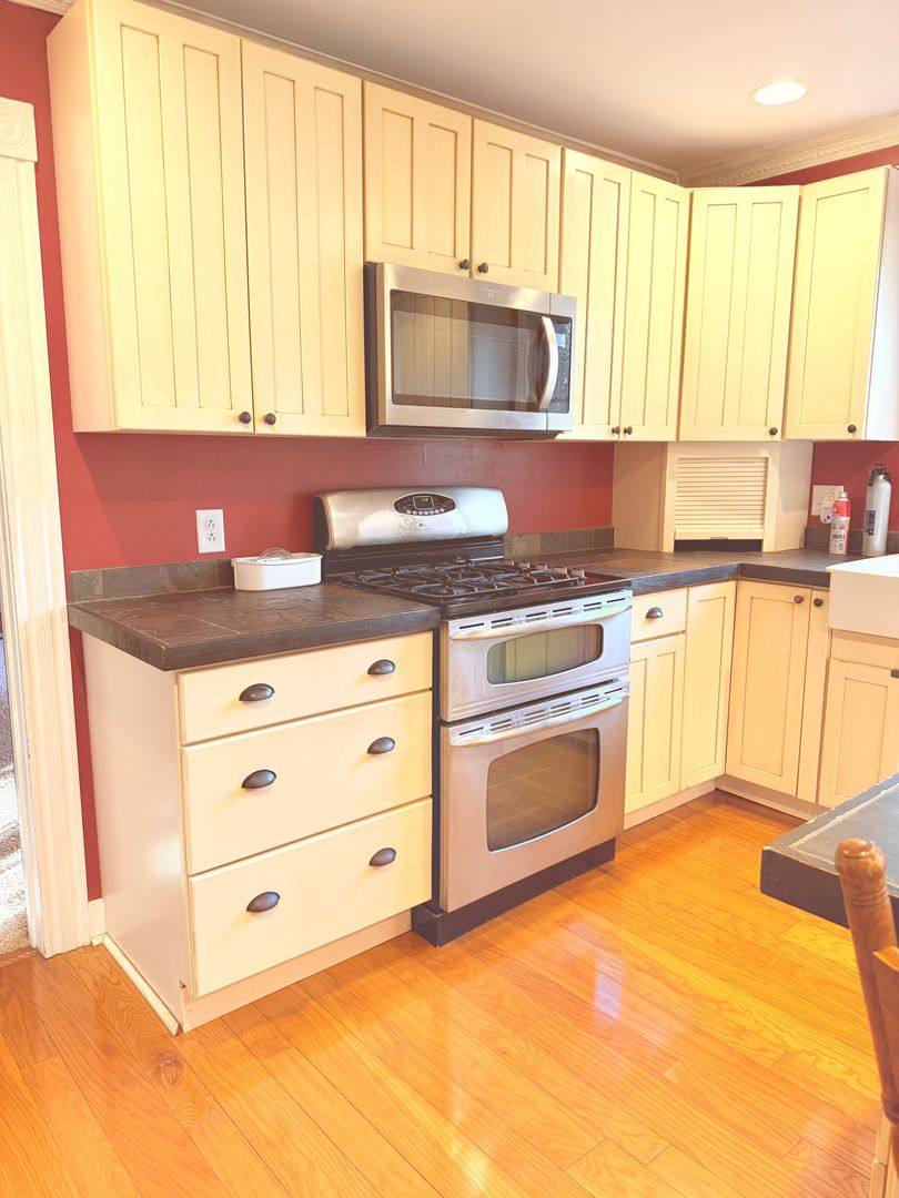 House for rent at 810 Lizbeth Dr, Johnson City, TN 37604