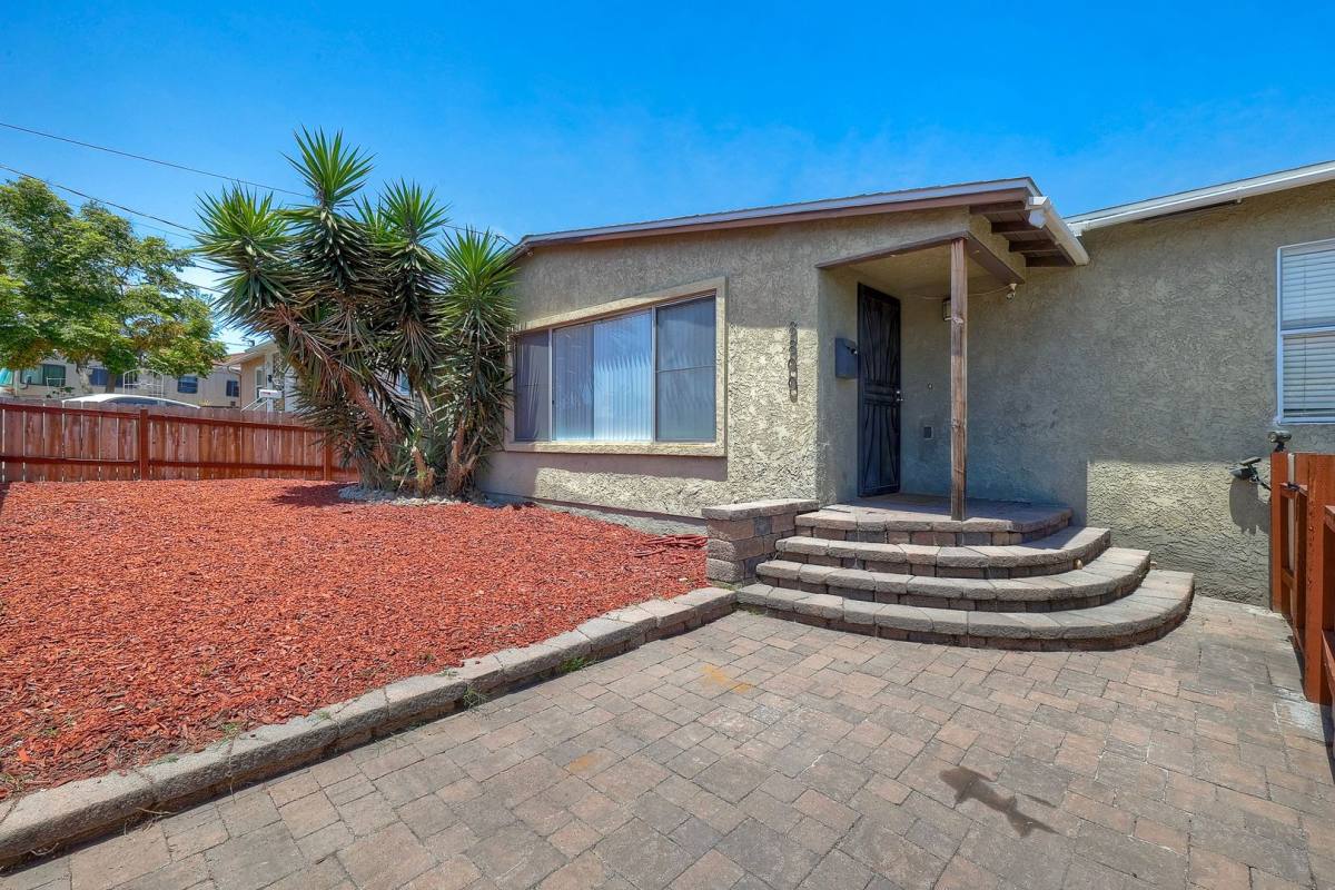 House for rent at 8800 Hayes St, La Mesa, CA 91942