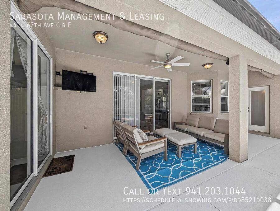 House for rent at 4414 67th Ave Circle E, Sarasota, FL 34243
