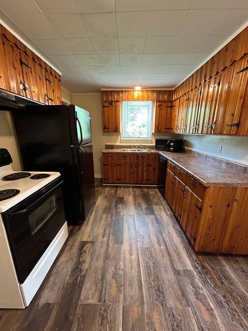 House for rent at 611 Woodvale Ave, Chattanooga, TN 37411