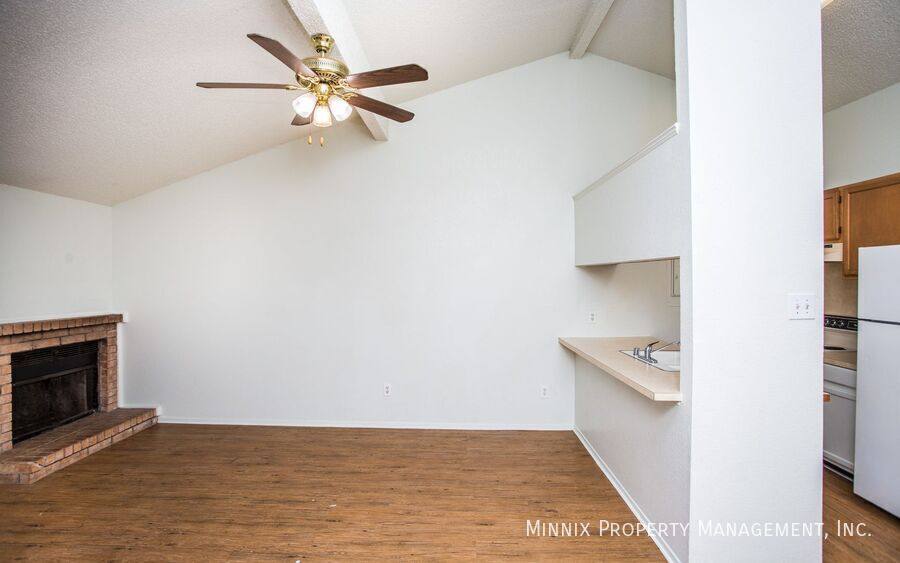 Townhouse for rent at 128 N Troy Ave #B, Lubbock, TX 79416