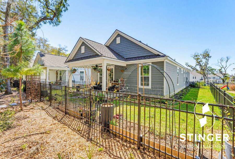 House for rent at 156 Baynard Rd, Beaufort, SC 29906