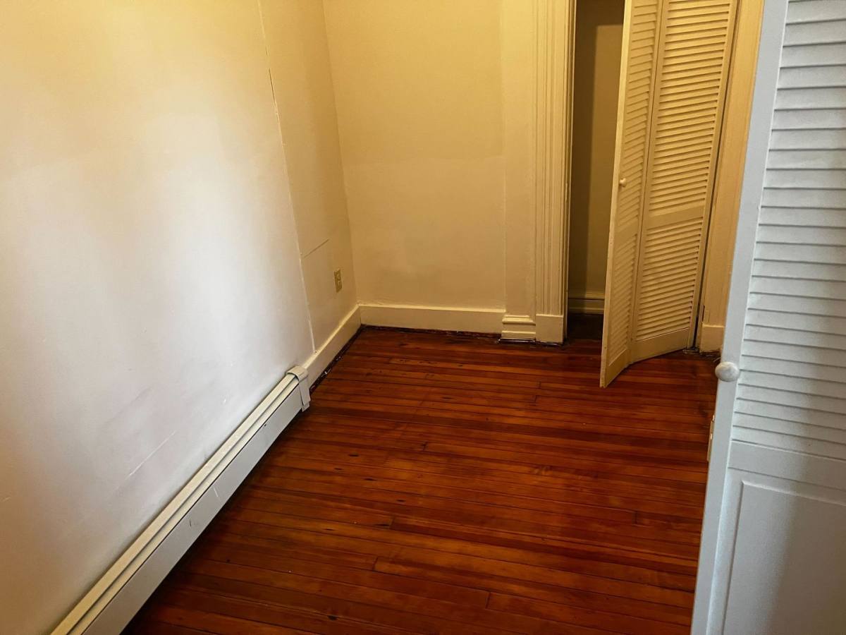 Apartment for rent at 138 Morton Ave, Albany, NY 12202