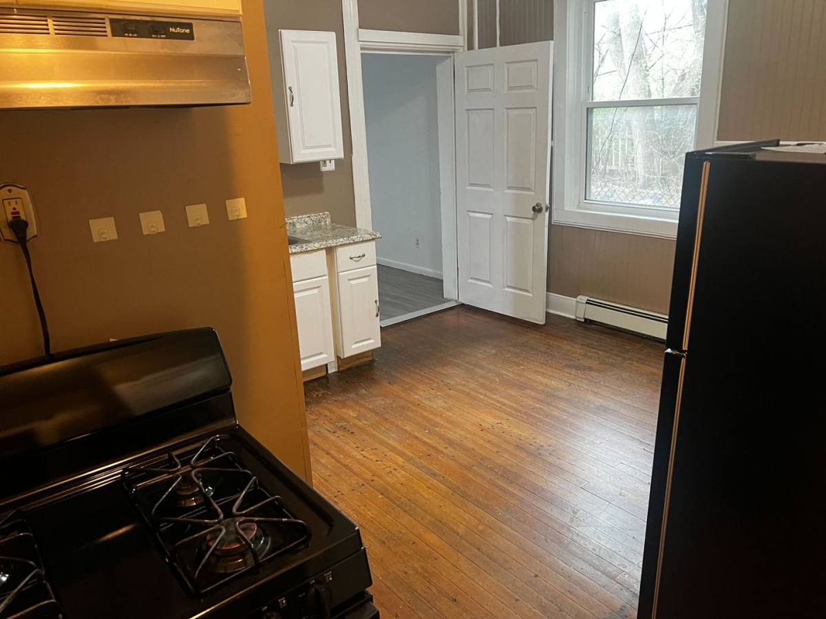 Apartment for rent at 138 Morton Ave, Albany, NY 12202