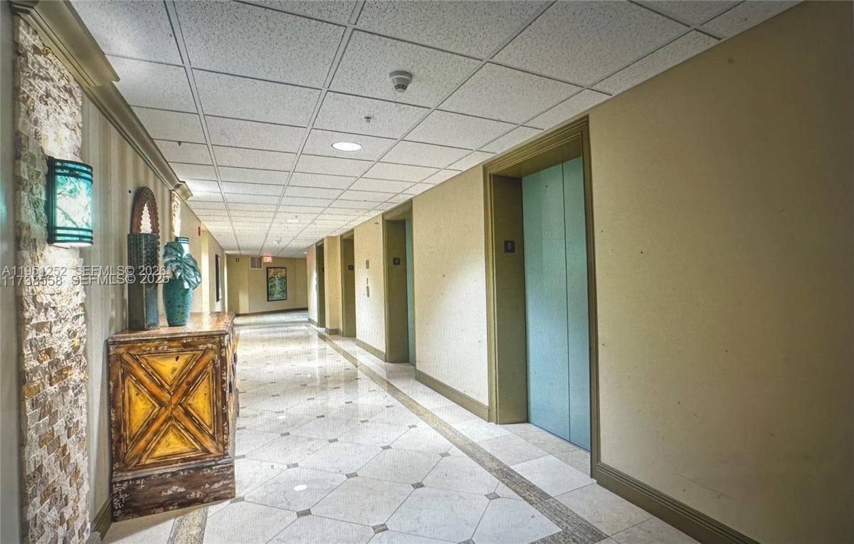 Condo for rent at 3020 NE 32nd Ave #817, Fort Lauderdale, FL 33308