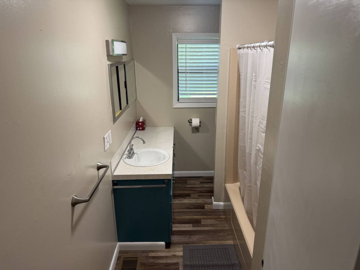 House for rent at 327 Curia Creek Lane, Cave City, AR 72521