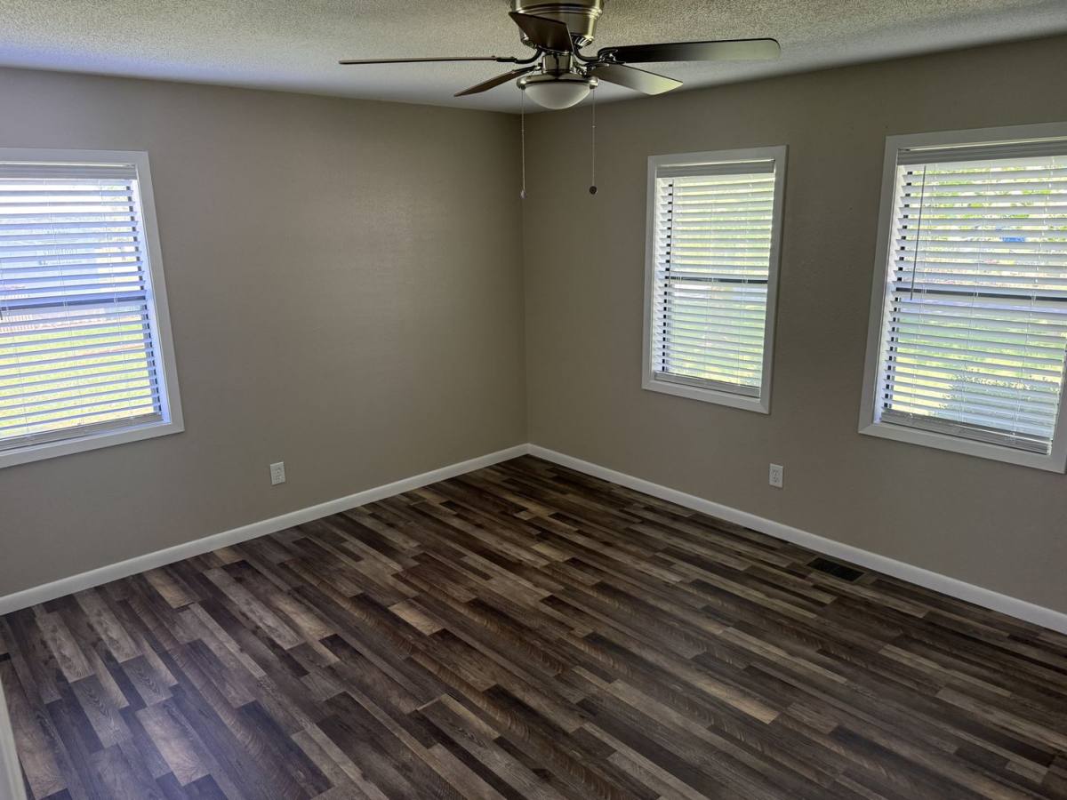 House for rent at 327 Curia Creek Lane, Cave City, AR 72521