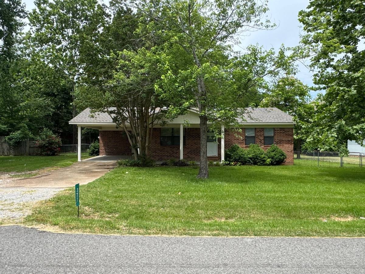 House for rent at 327 Curia Creek Lane, Cave City, AR 72521