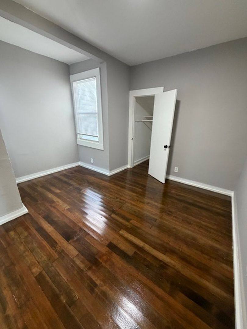 Apartment for rent at 1668-1670 12th, Oakland, CA 94607