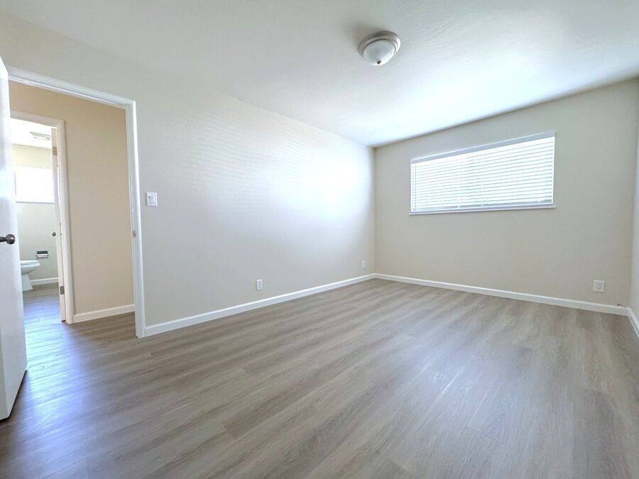 Apartment for rent at 170 Stoakes Ave #9, San Leandro, CA 94577