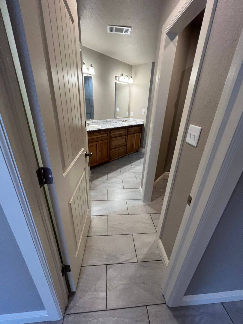 Apartment for rent at 9012-9014 Sandra Way, Fort Smith, AR 72916