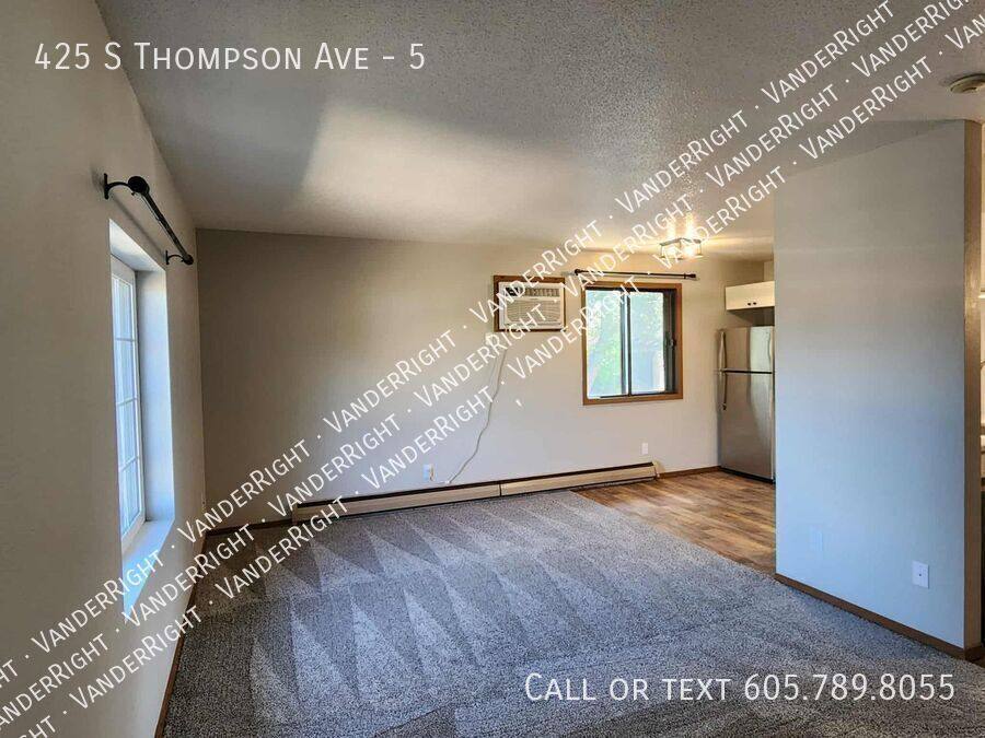 Apartment for rent at 425 S Thompson Ave #5, Sioux Falls, SD 57103