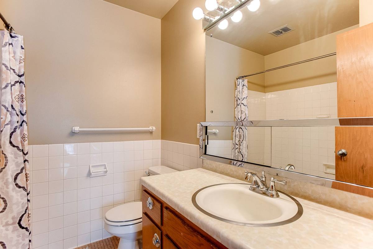 Apartment for rent at 2441 Youngman Ave, Saint Paul, MN 55116