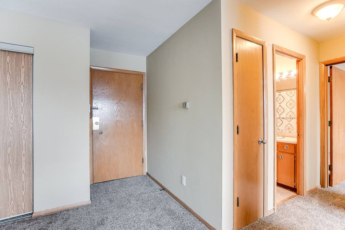 Apartment for rent at 2441 Youngman Ave, Saint Paul, MN 55116