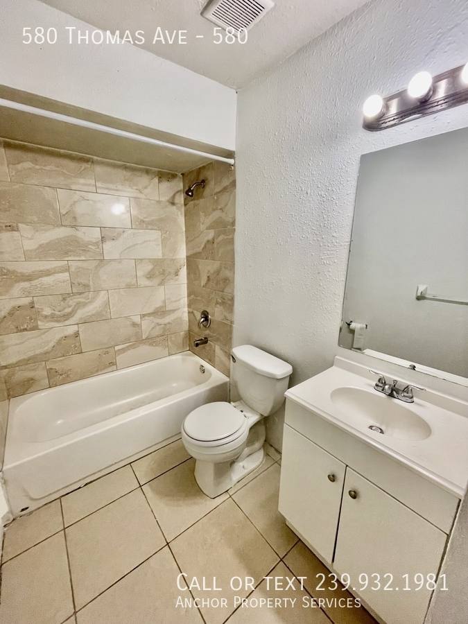 Apartment for rent at 580 Thomas Ave #580, Fort Myers, FL 33905