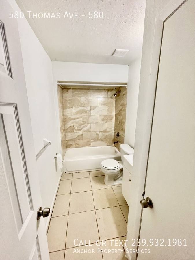 Apartment for rent at 580 Thomas Ave #580, Fort Myers, FL 33905