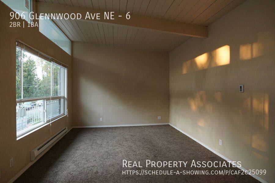 Apartment for rent at 906 Glennwood Ave NE #6, Renton, WA 98056