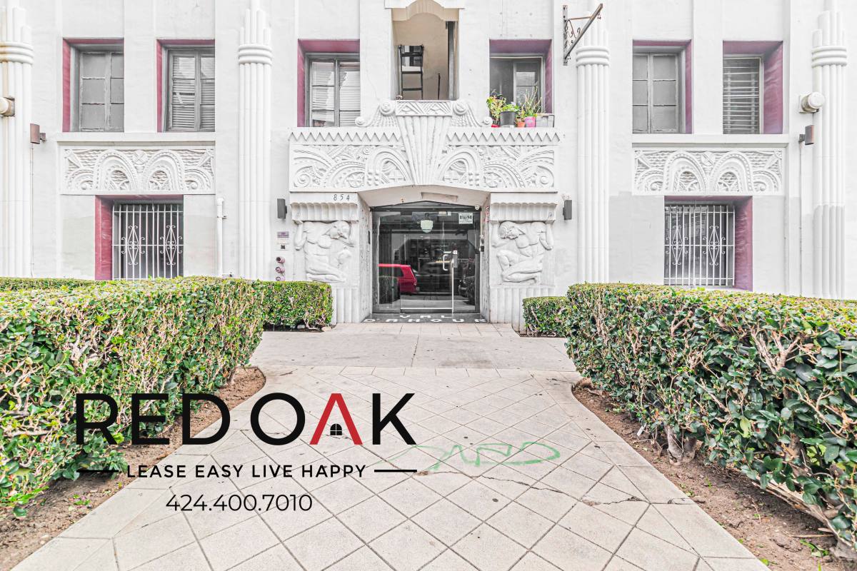 Apartment for rent at 854 S Oxford Ave #503, Los Angeles, CA 90005