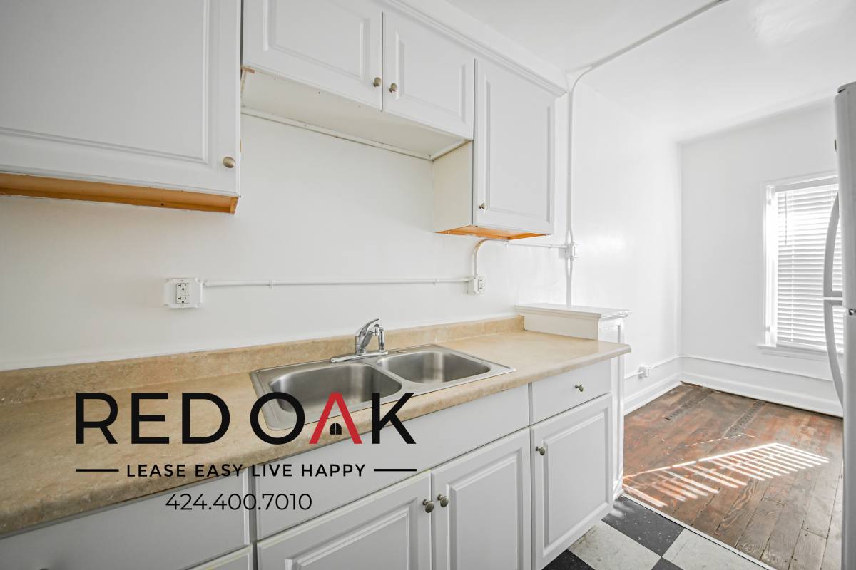 Apartment for rent at 854 S Oxford Ave #503, Los Angeles, CA 90005