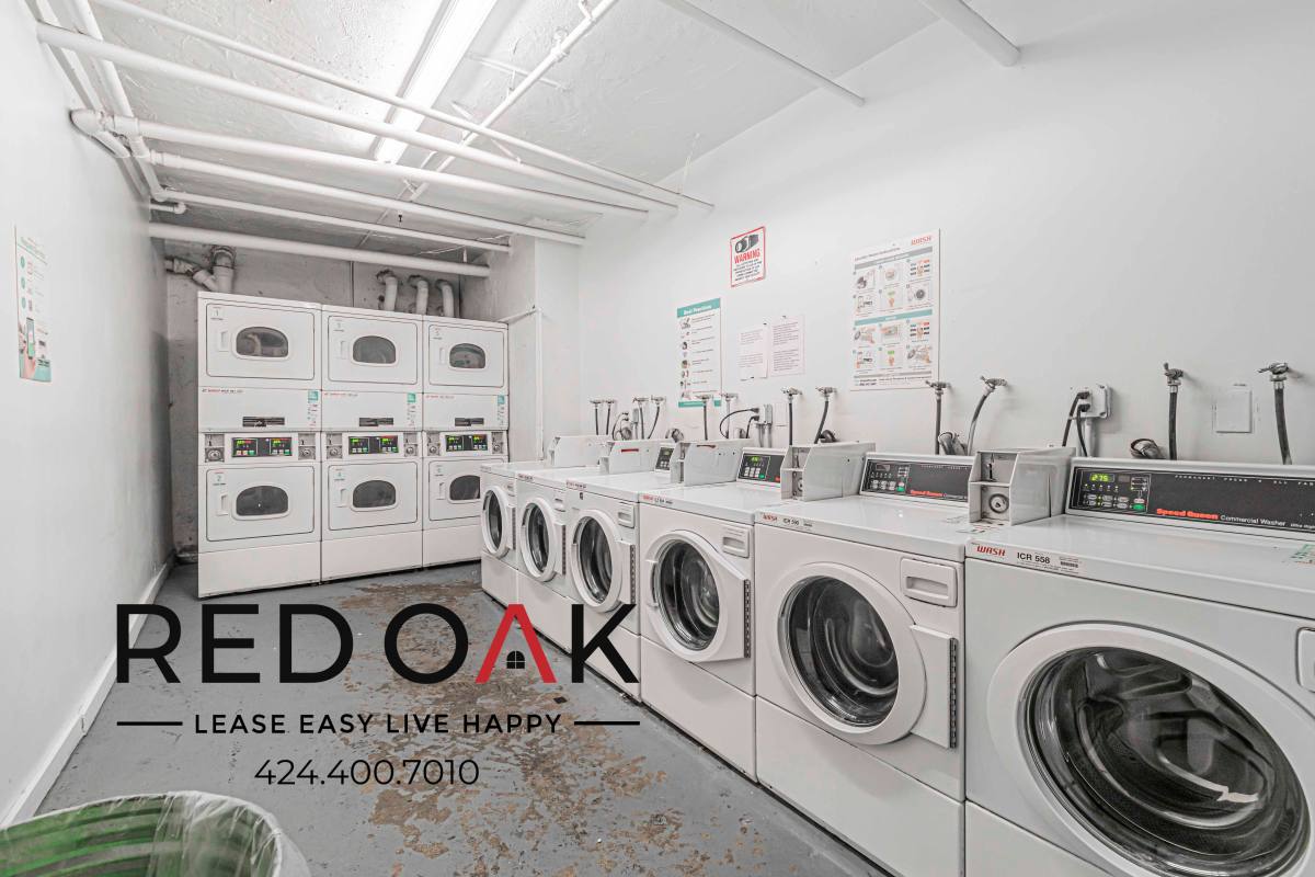 Apartment for rent at 854 S Oxford Ave #503, Los Angeles, CA 90005