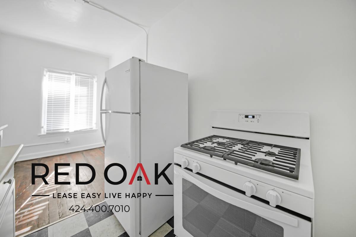 Apartment for rent at 854 S Oxford Ave #503, Los Angeles, CA 90005