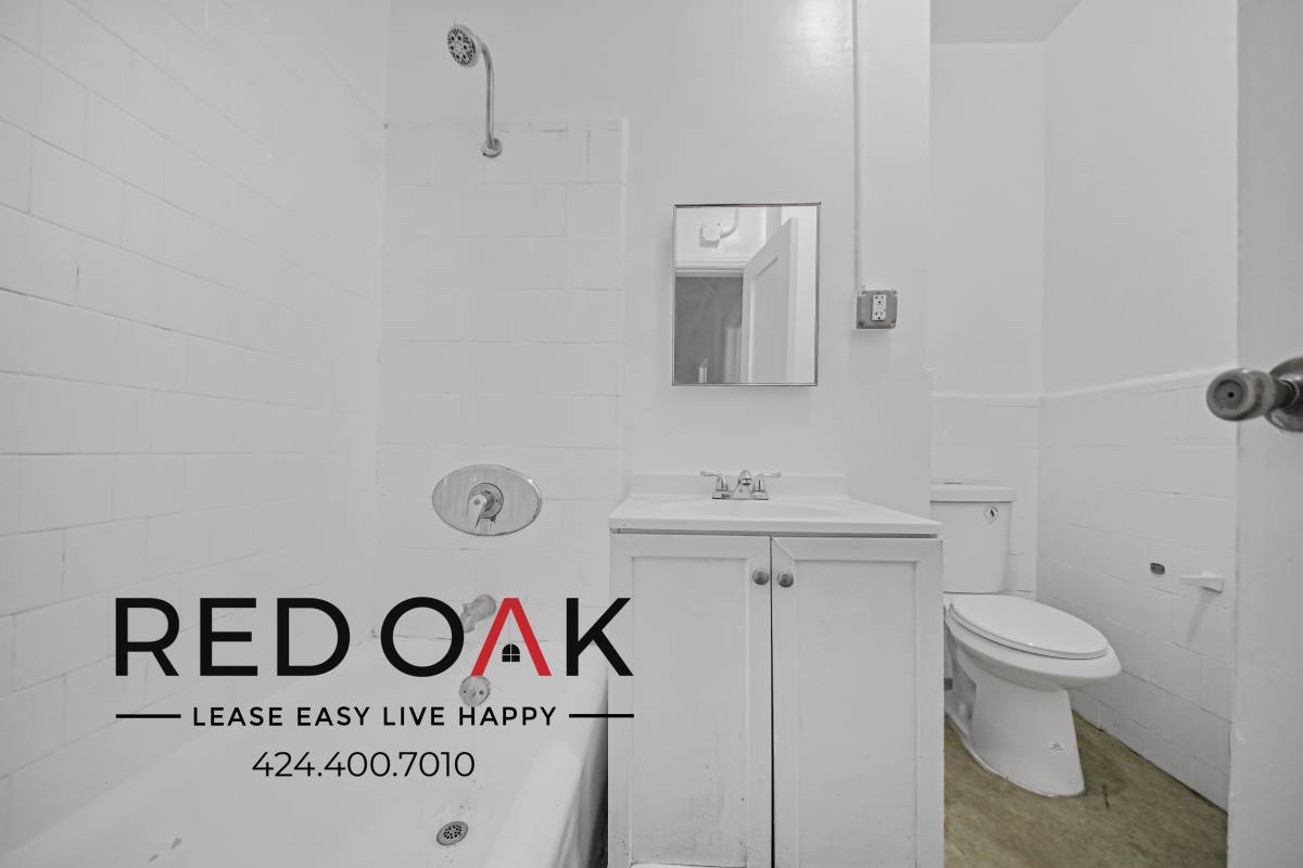 Apartment for rent at 854 S Oxford Ave #503, Los Angeles, CA 90005
