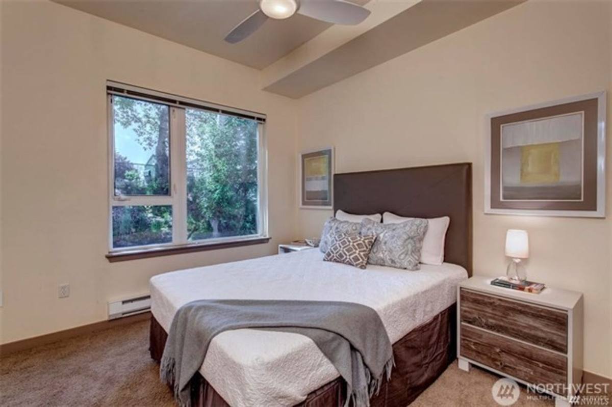 Apartment for rent at 375 Kirkland Ave, Kirkland, WA 98033