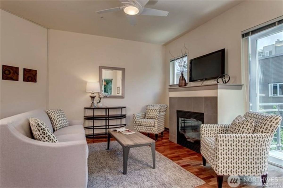 Apartment for rent at 375 Kirkland Ave, Kirkland, WA 98033