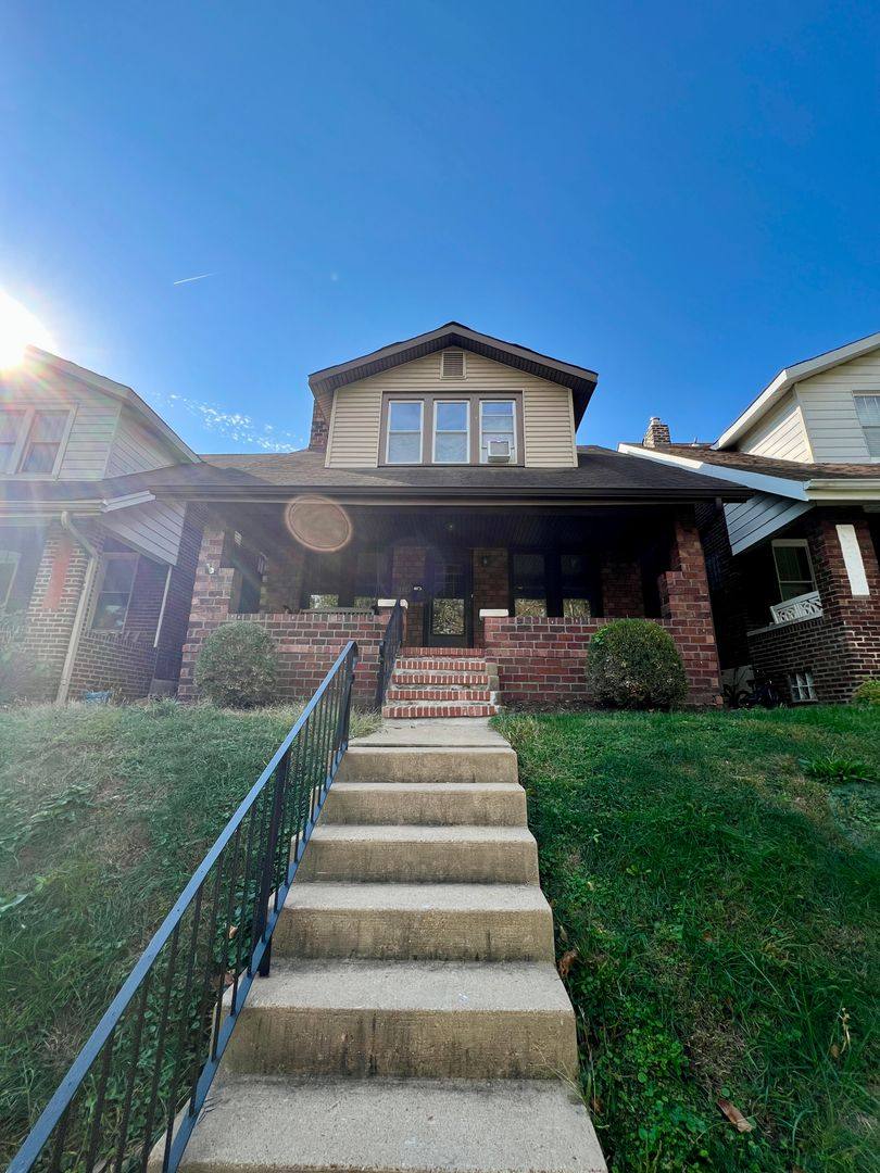 House for rent at 6114 Columbia Ave, Saint Louis, MO 63139